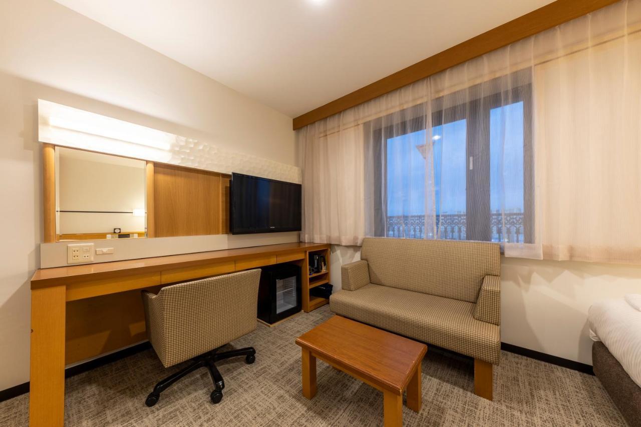 Jr Clement Inn Himeji Extérieur photo
